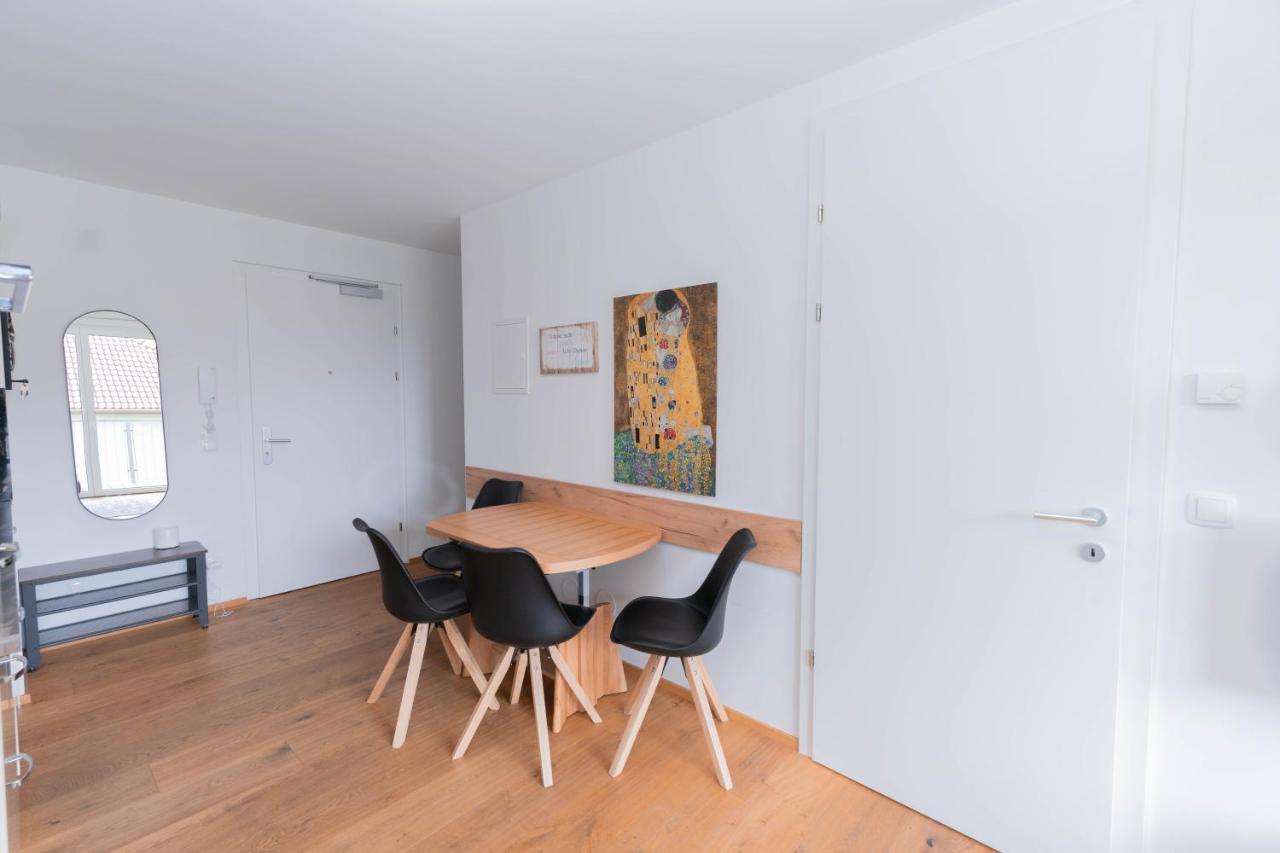 Modern Apartment With Private Balcony Near City Center Vienna Exterior photo