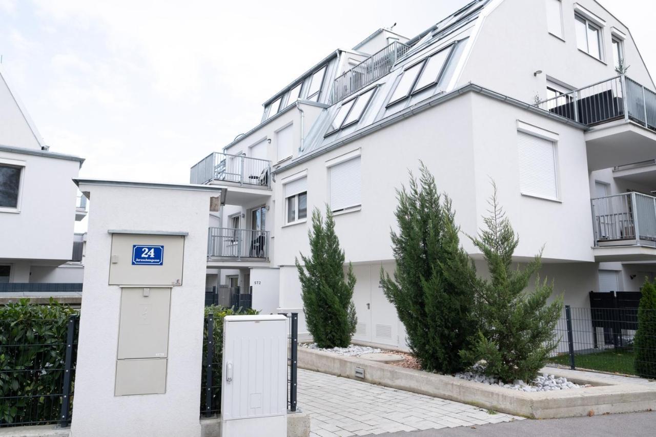 Modern Apartment With Private Balcony Near City Center Vienna Exterior photo